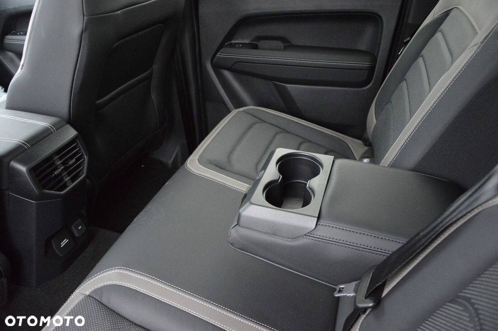 Volkswagen Amarok Aventura - 30