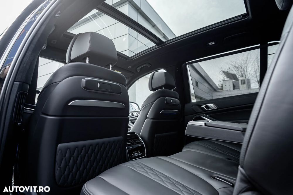 BMW X7 M60i xDrive AT MHEV - 14