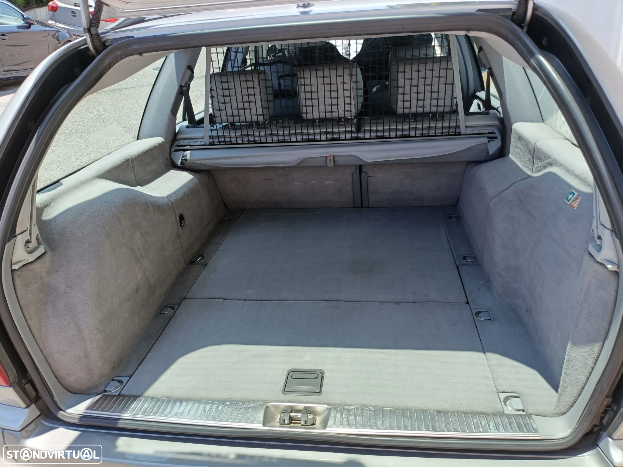 Mercedes-Benz E 270 - 5