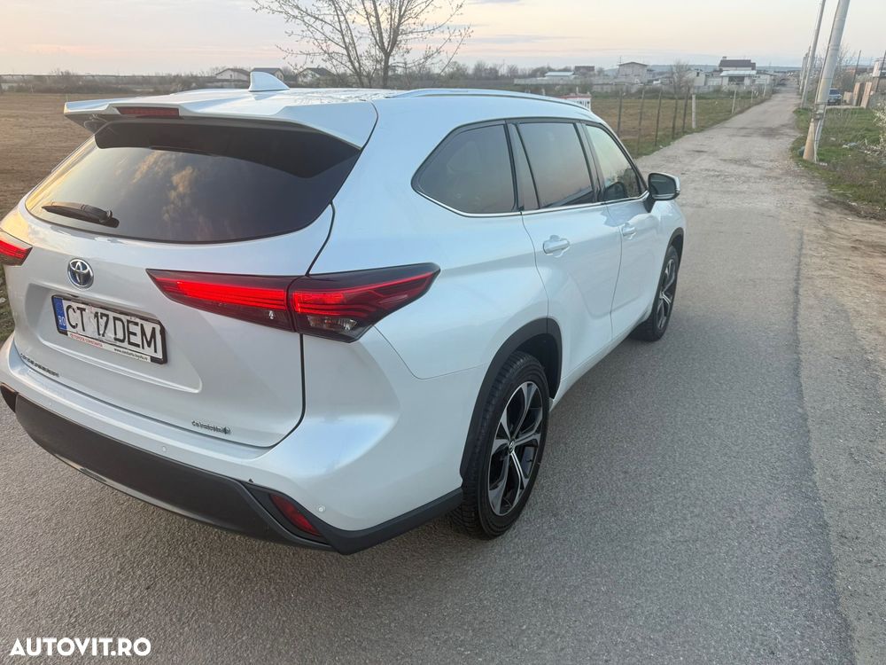 Toyota Highlander 2.5 L Dynamic Force 248CP Exclusive Metallic - 3