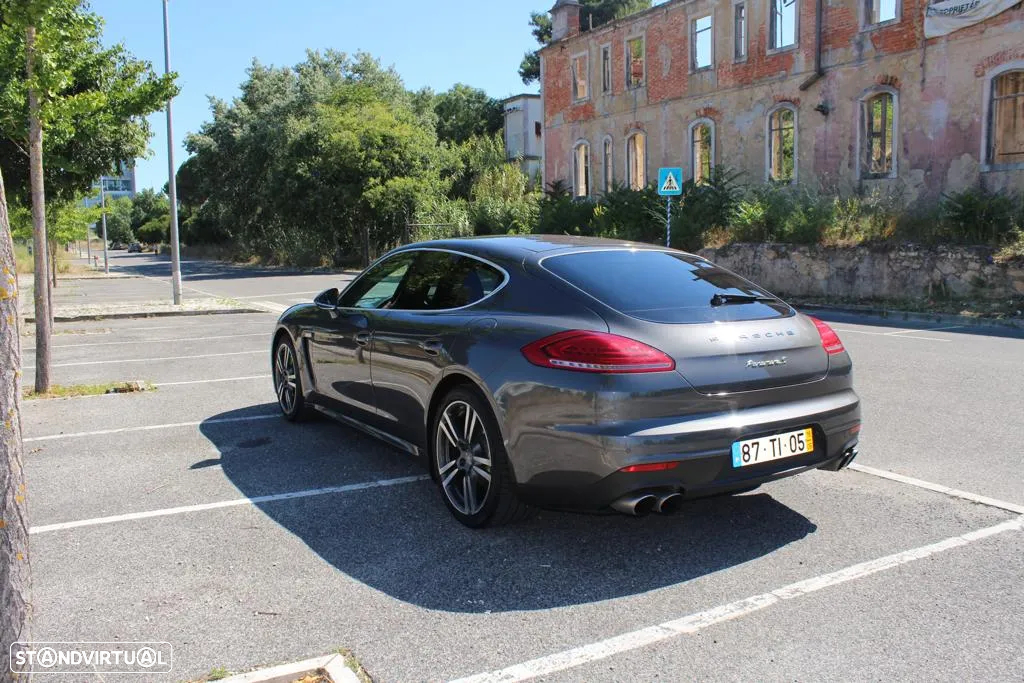 Porsche Panamera S e-Hybrid - 12