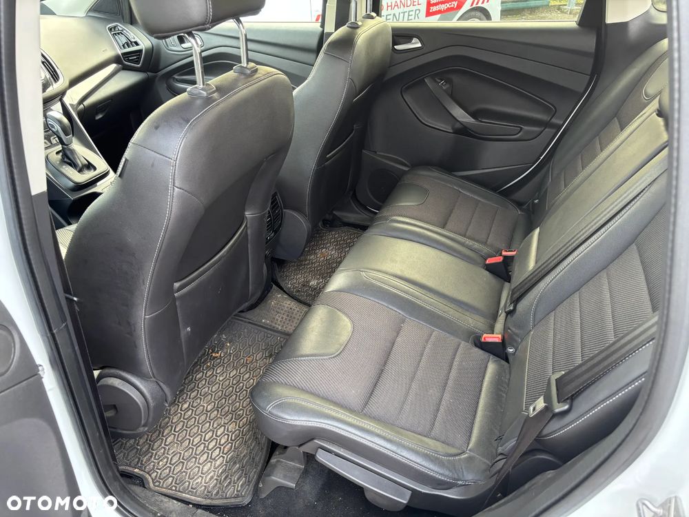 Ford Kuga 2.0 TDCi 4x4 Titanium - 12