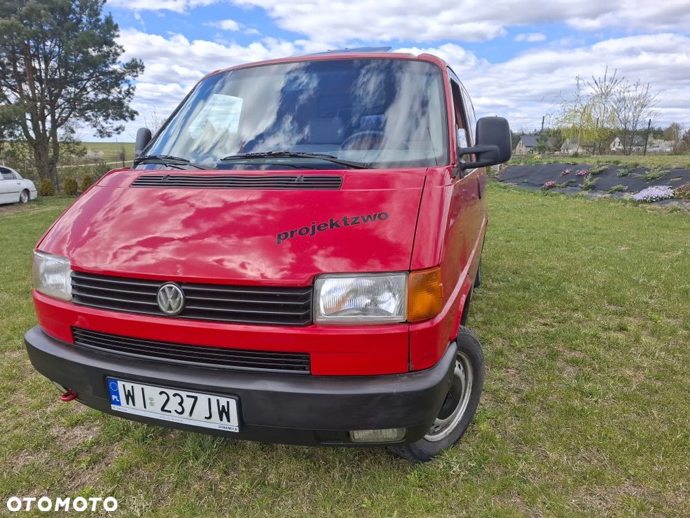 Volkswagen Transporter - 1