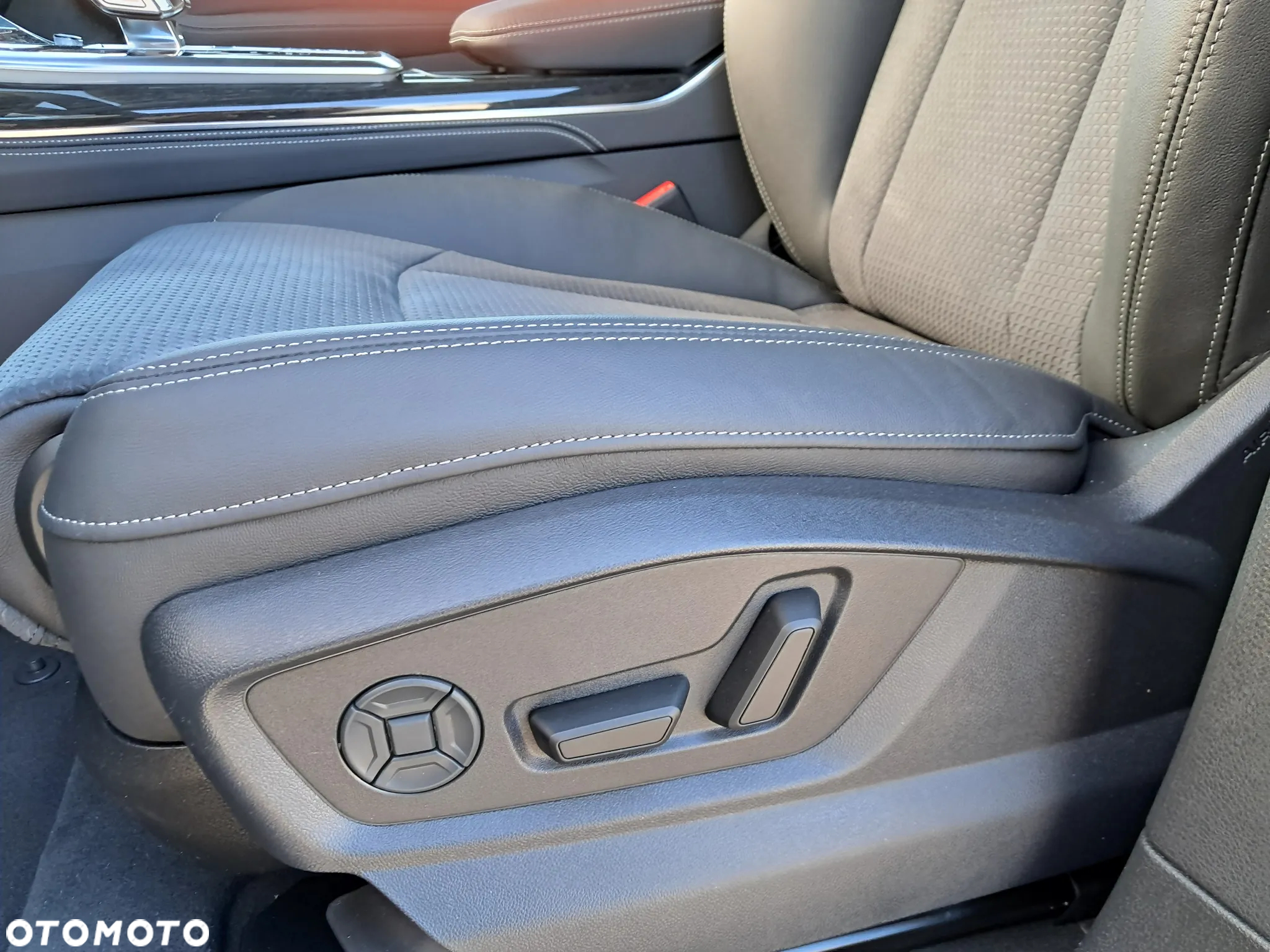 Audi Q8 55 TFSI e PHEV Quattro Tiptronic - 13