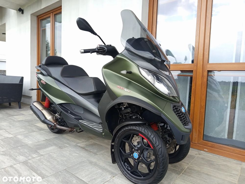 Piaggio MP-3 - 5