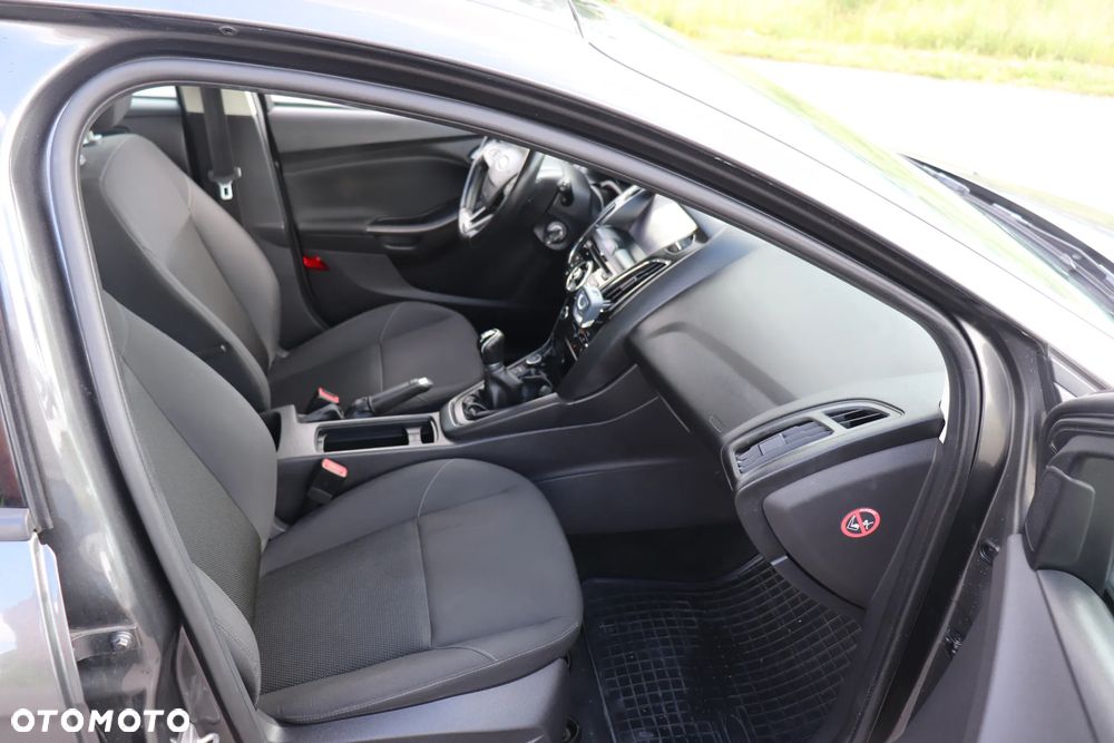 Ford Focus 1.0 EcoBoost 99g Trend - 17