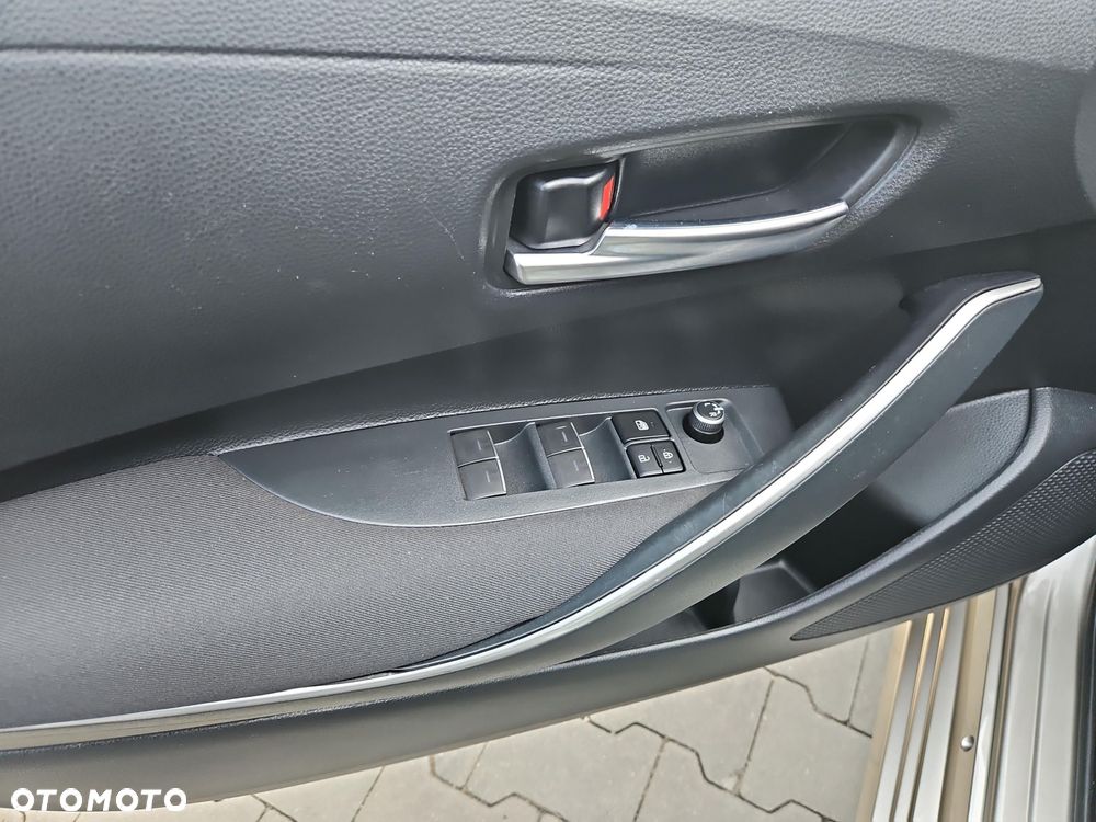 Toyota Corolla - 16