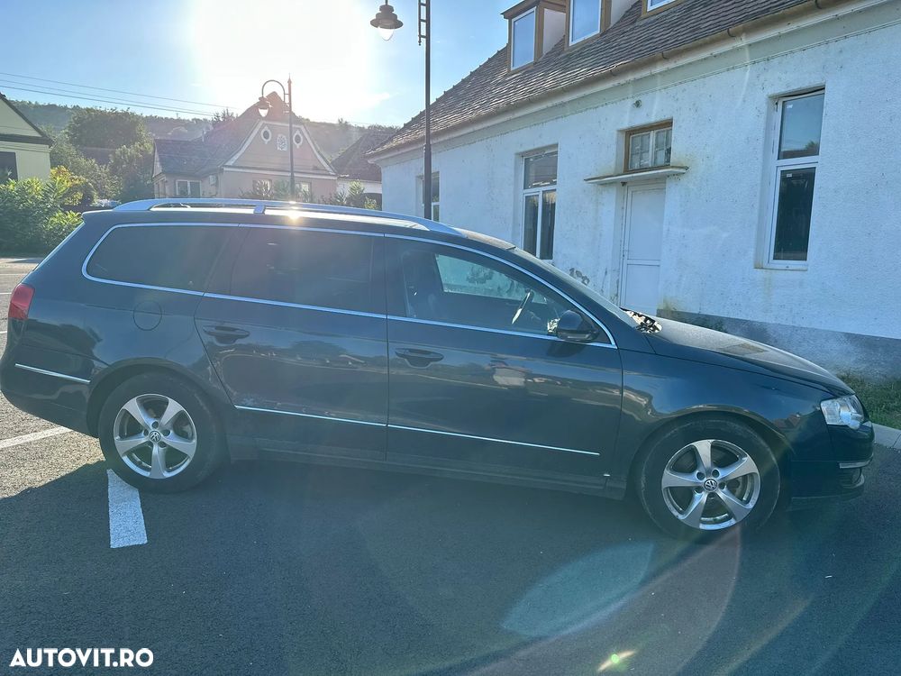 Volkswagen Passat 2.0 TDI Highline DPF 4Motion - 6