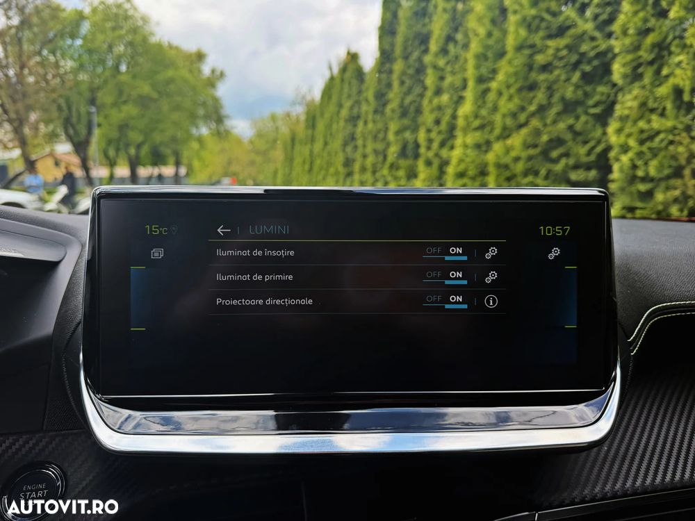 Peugeot 2008 156 GT Exclusive - 18