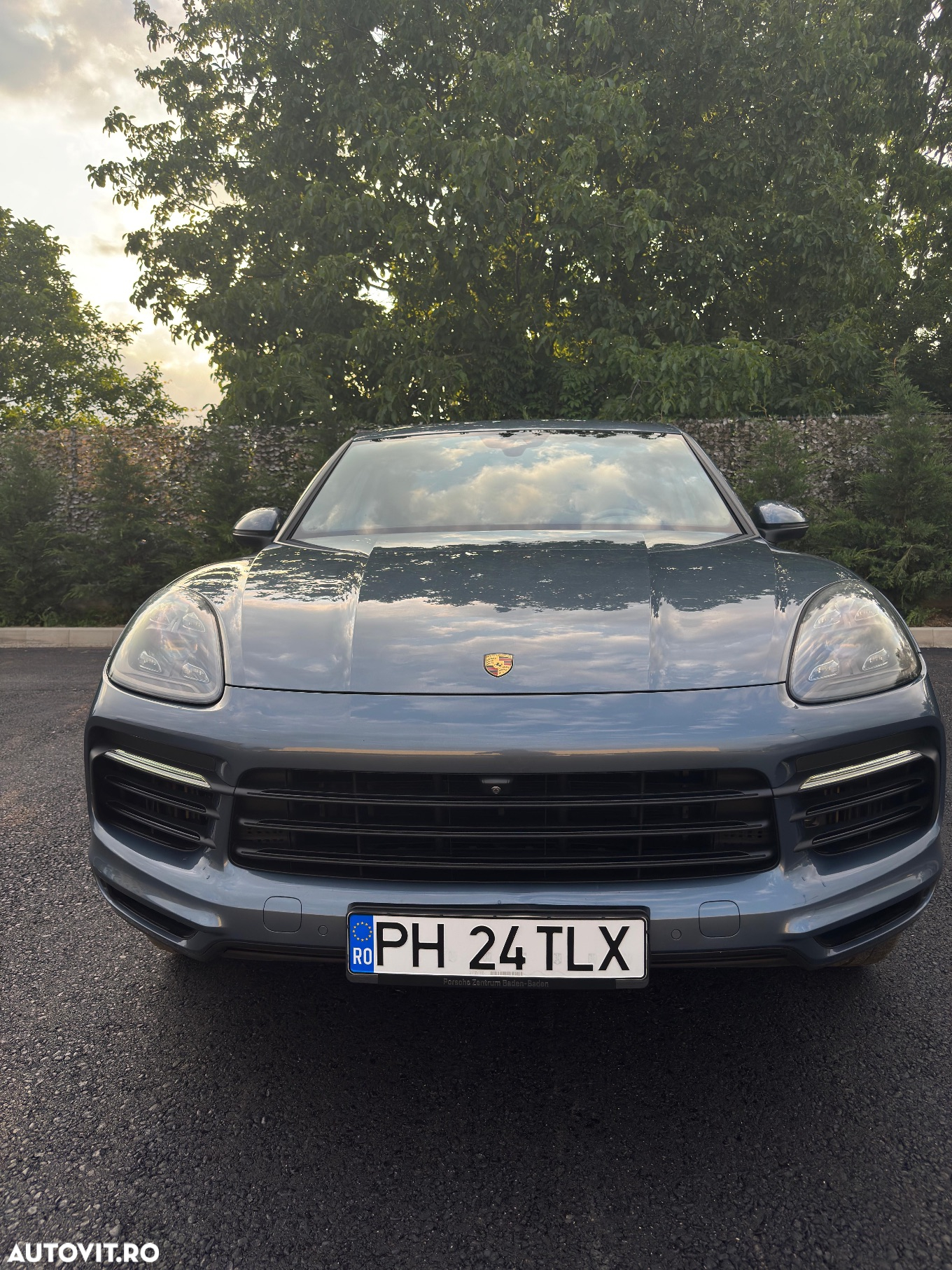 Porsche Cayenne S - 30