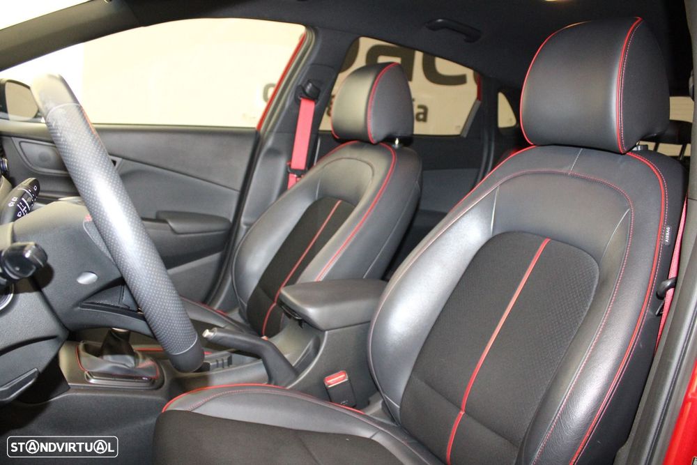 Hyundai Kauai 1.0 T-GDi Tecido Preto - 28