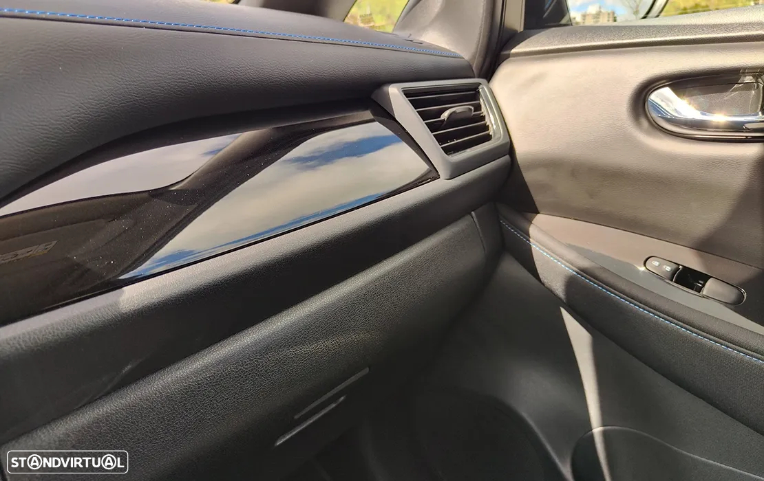 Nissan Leaf N-Connecta - 25
