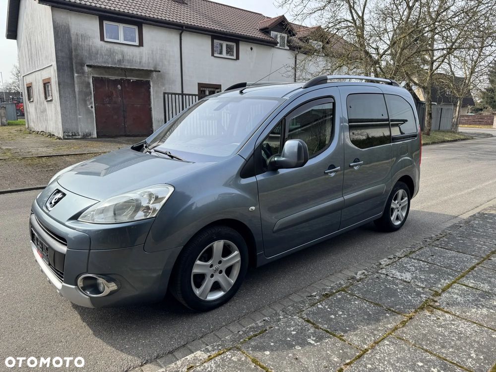 Peugeot Partner HDi FAP 110 Family - 9