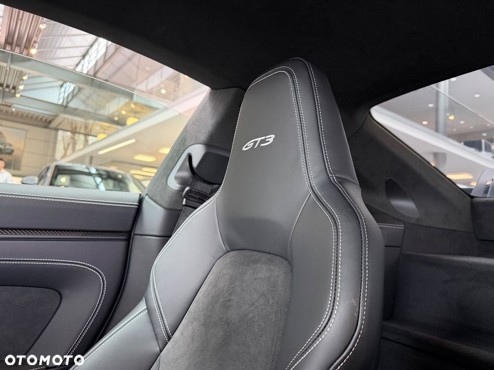 Porsche 911 GT3 - 18