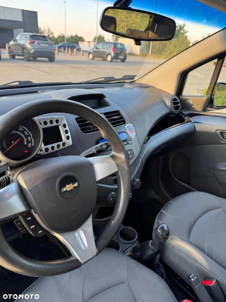 Chevrolet Spark - 12