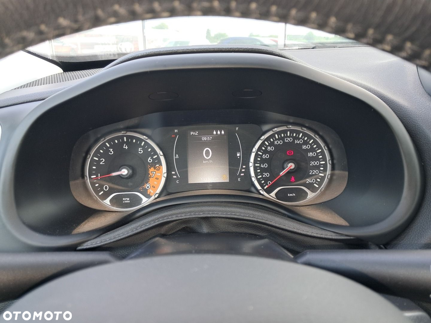Jeep Renegade 1.4 MultiAir Longitude FWD S&S - 8