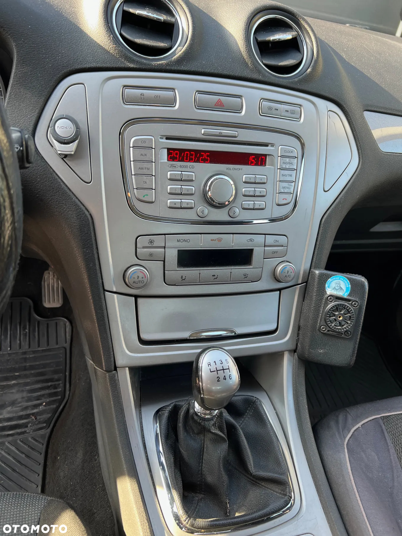 Ford Mondeo 1.8 TDCi Ambiente - 9