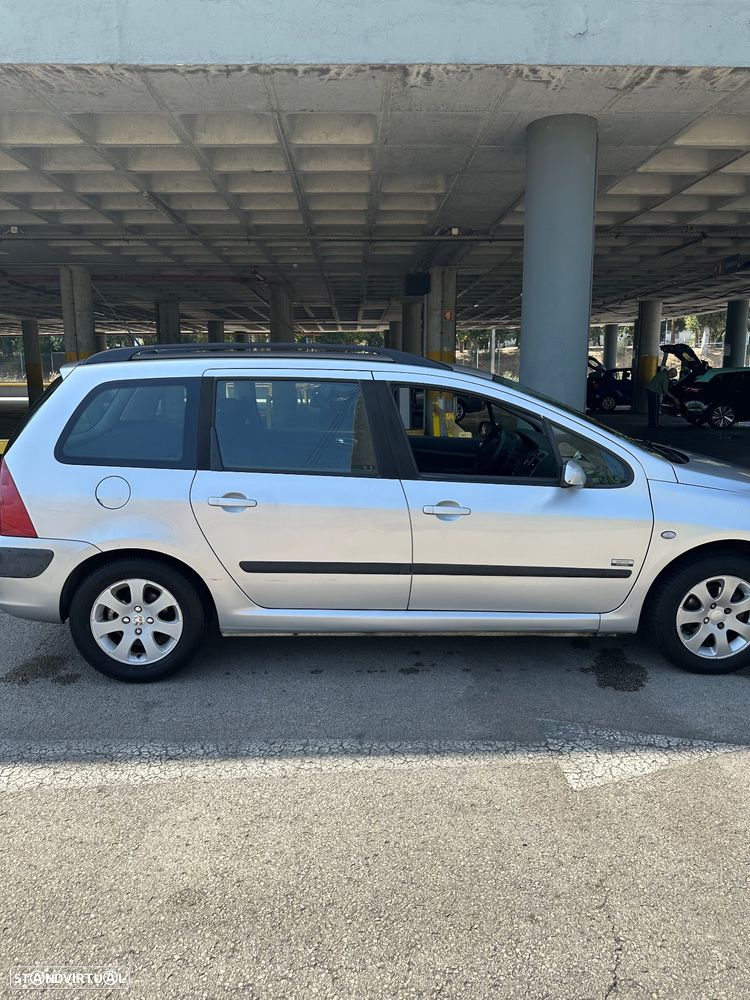Peugeot 307 Break 1.4 16V Navtech - 5