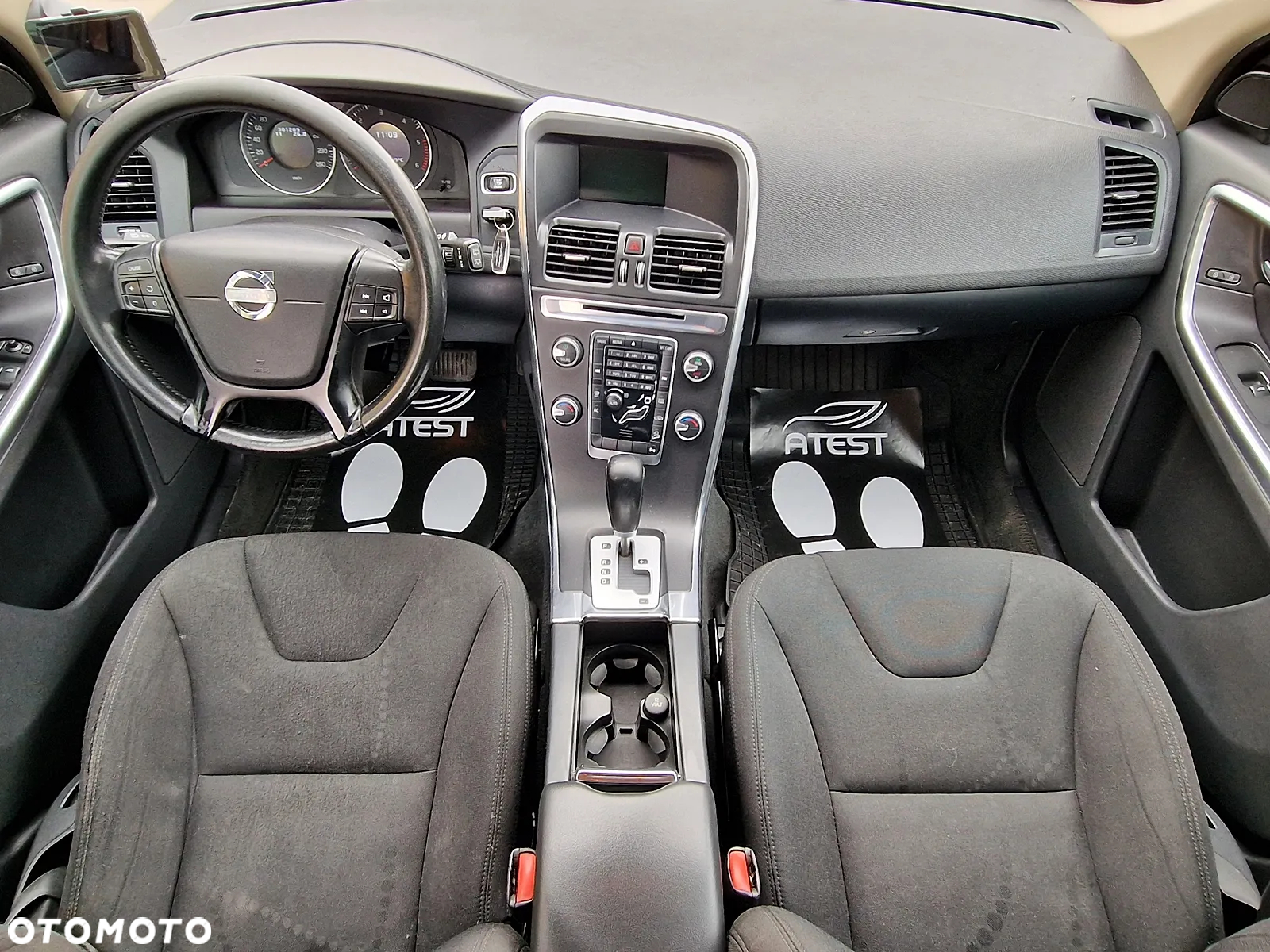 Volvo XC 60 2.4D AWD - 9