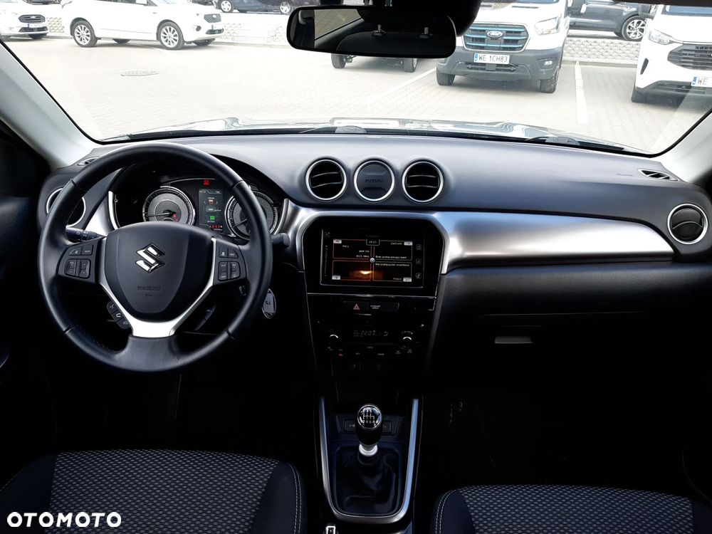 Suzuki Vitara 1.4 Boosterjet mHEV Elegance 2WD - 17