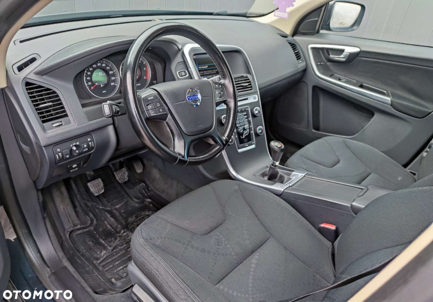 Volvo XC 60 DRIVe Kinetic - 12