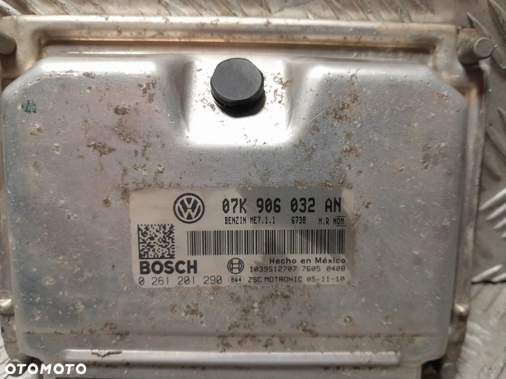 VW JETTA KOMPUTER STEROWNIK SILNIKA 2.5 BENZYNA OZNCZENIE: 07K906032AN - 1
