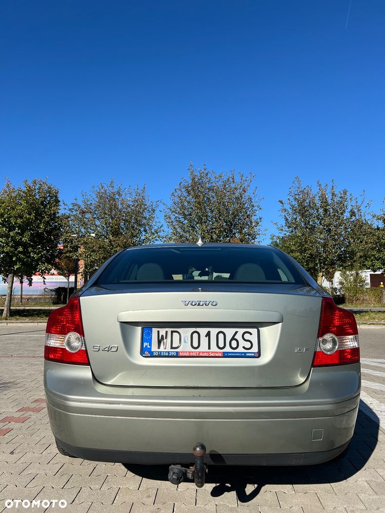 Volvo S40 1.8 Momentum - 7
