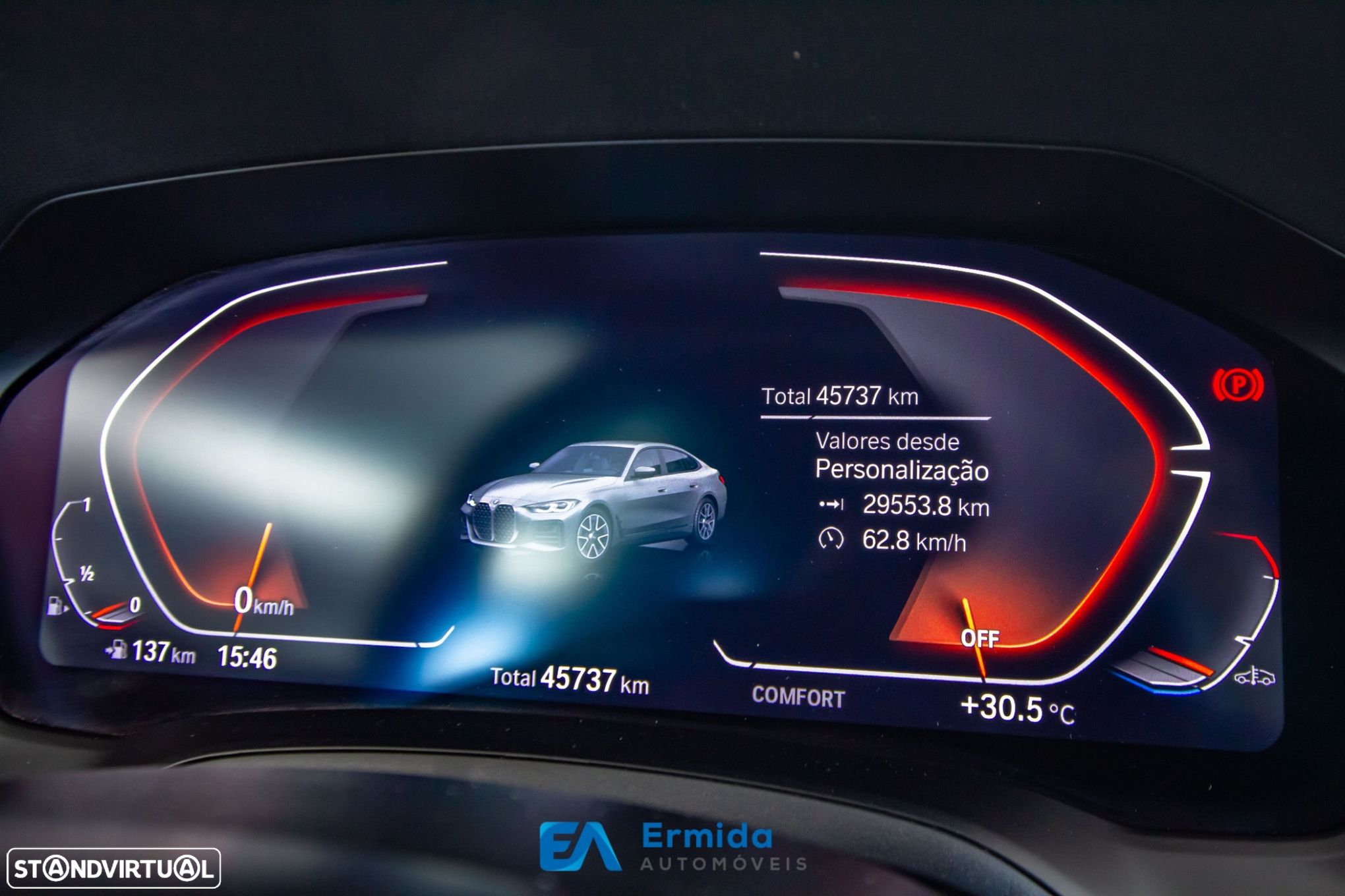 BMW 420 i Pack Desportivo M Auto - 32