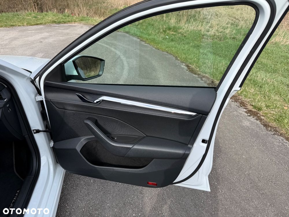 Skoda Octavia 2.0 TDI Style DSG - 19