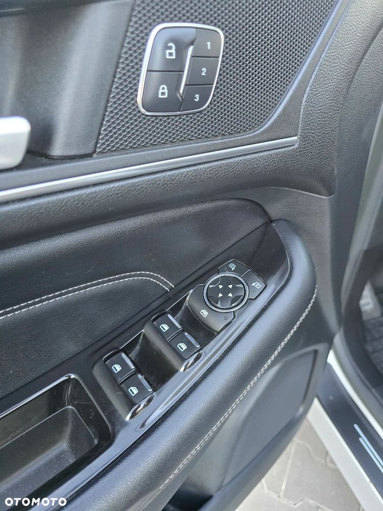 Ford Edge - 17
