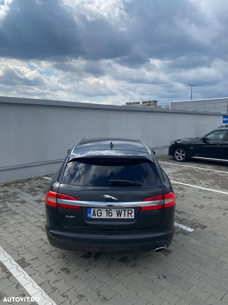 Jaguar XF 2.2D Premium Luxury - 6