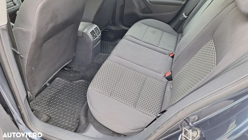 Volkswagen Golf 1.2 TSI Team - 9