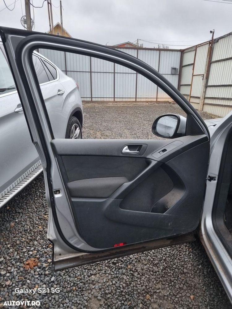 Usa Stanga Fata Volkswagen Tiguan 5N Facelift 2011 - 2015 SUV 4 Usi Argintiu (1399) - 2