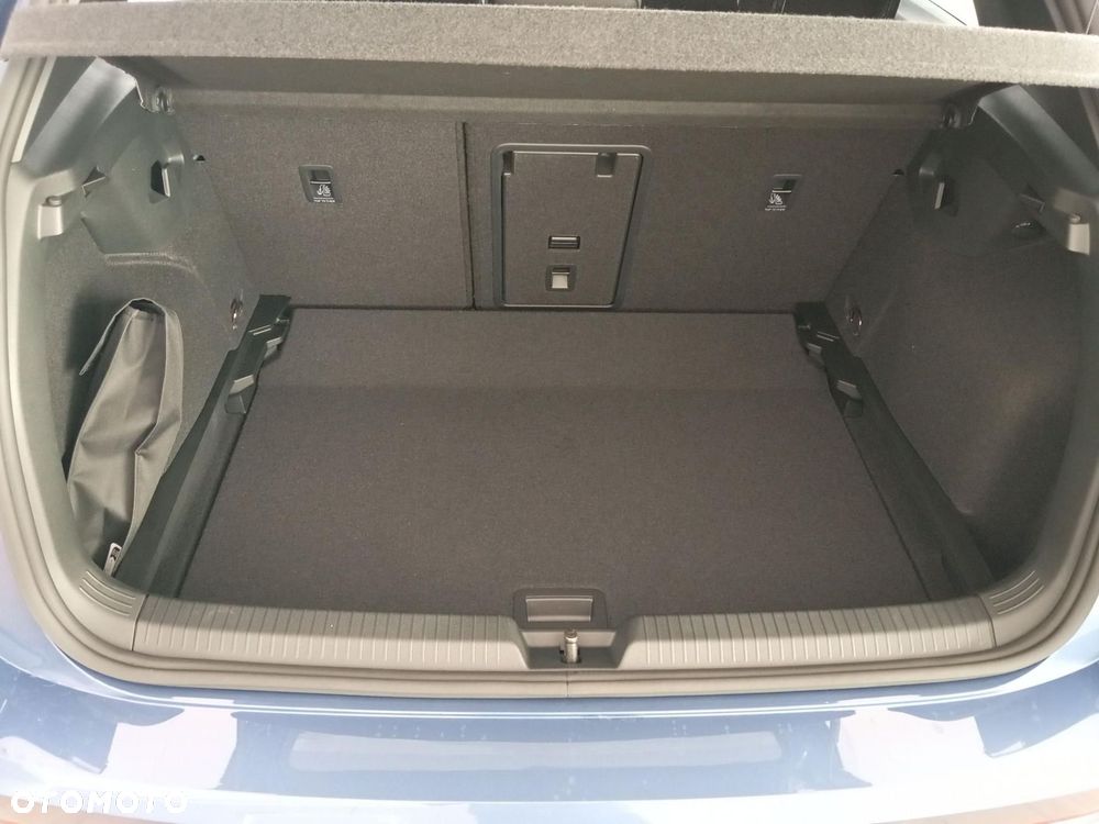 Volkswagen Golf - 19