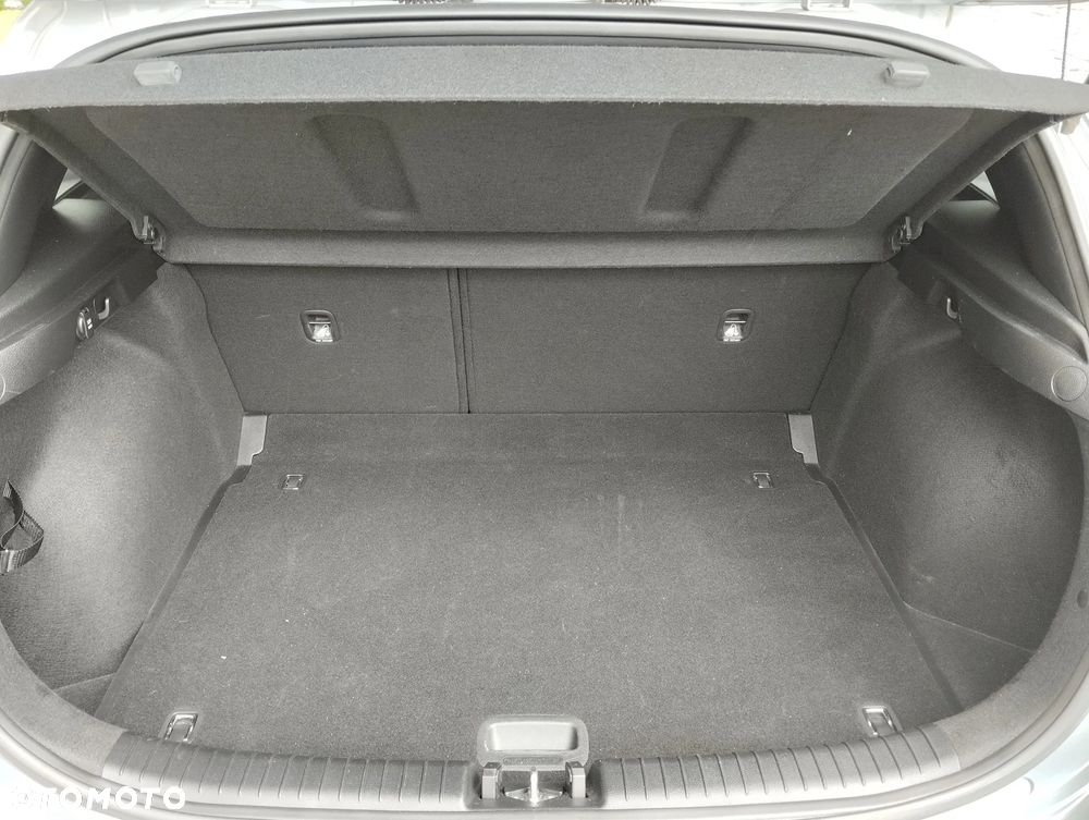 Kia Ceed 1.5 T-GDI GT-Line DCT - 12