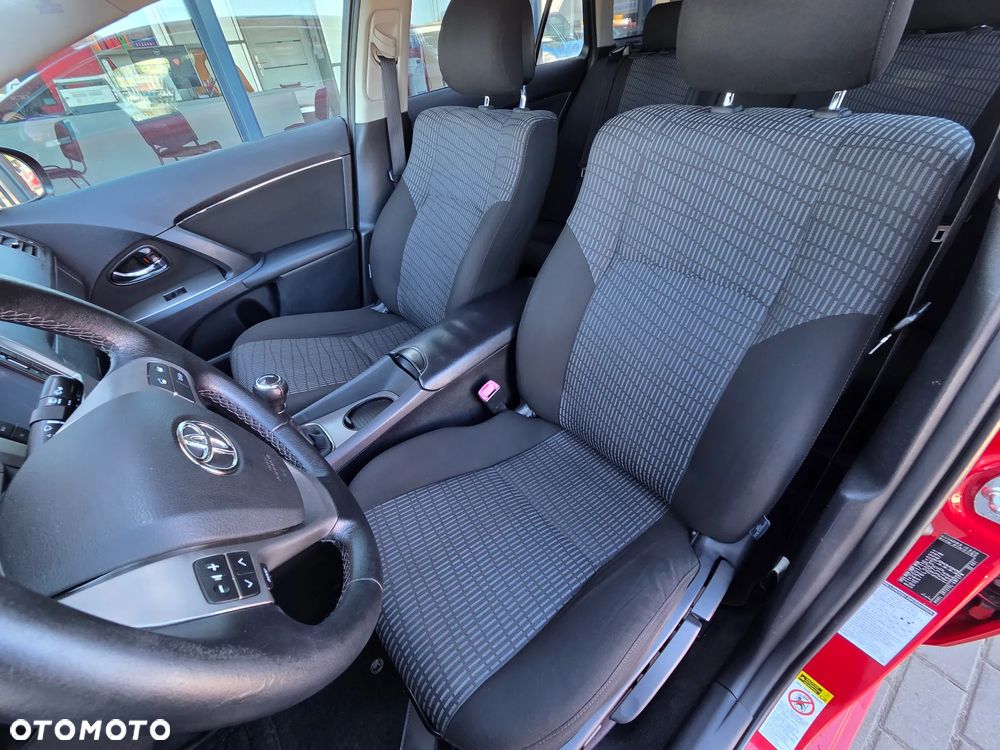 Toyota Avensis 1.6 Edition - 24