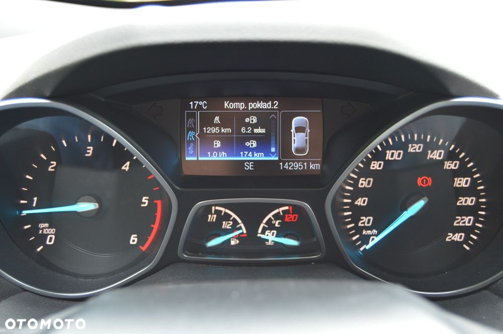 Ford Kuga ver-2-0-tdci-2x4-titanium - 14