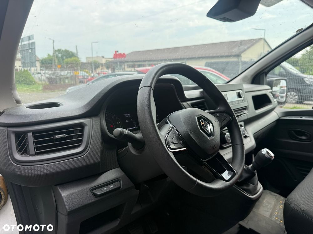 Renault Trafic - 9