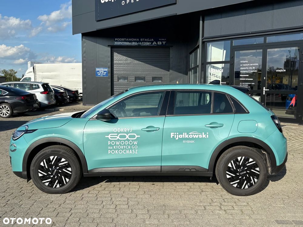 Fiat 600 1.2 Turbo Hybrid eDCT - 2