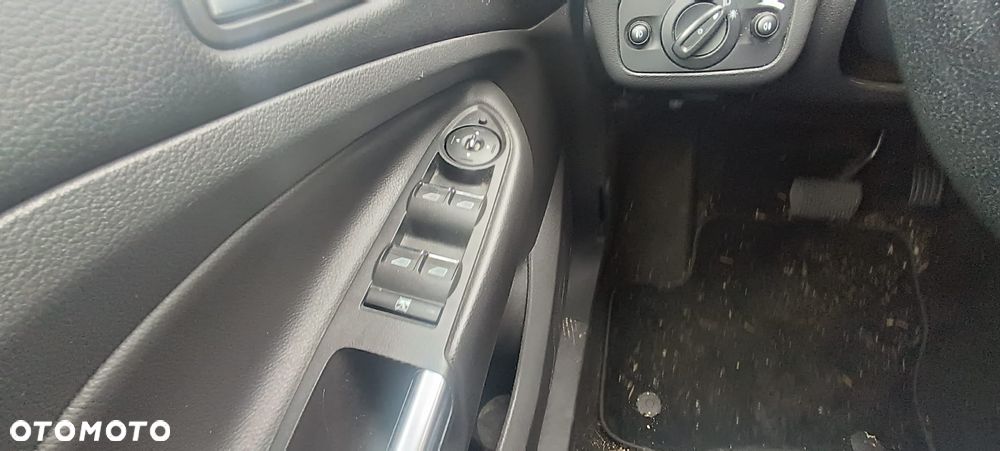 Ford Kuga 2.0 TDCi 4x4 Titanium - 14