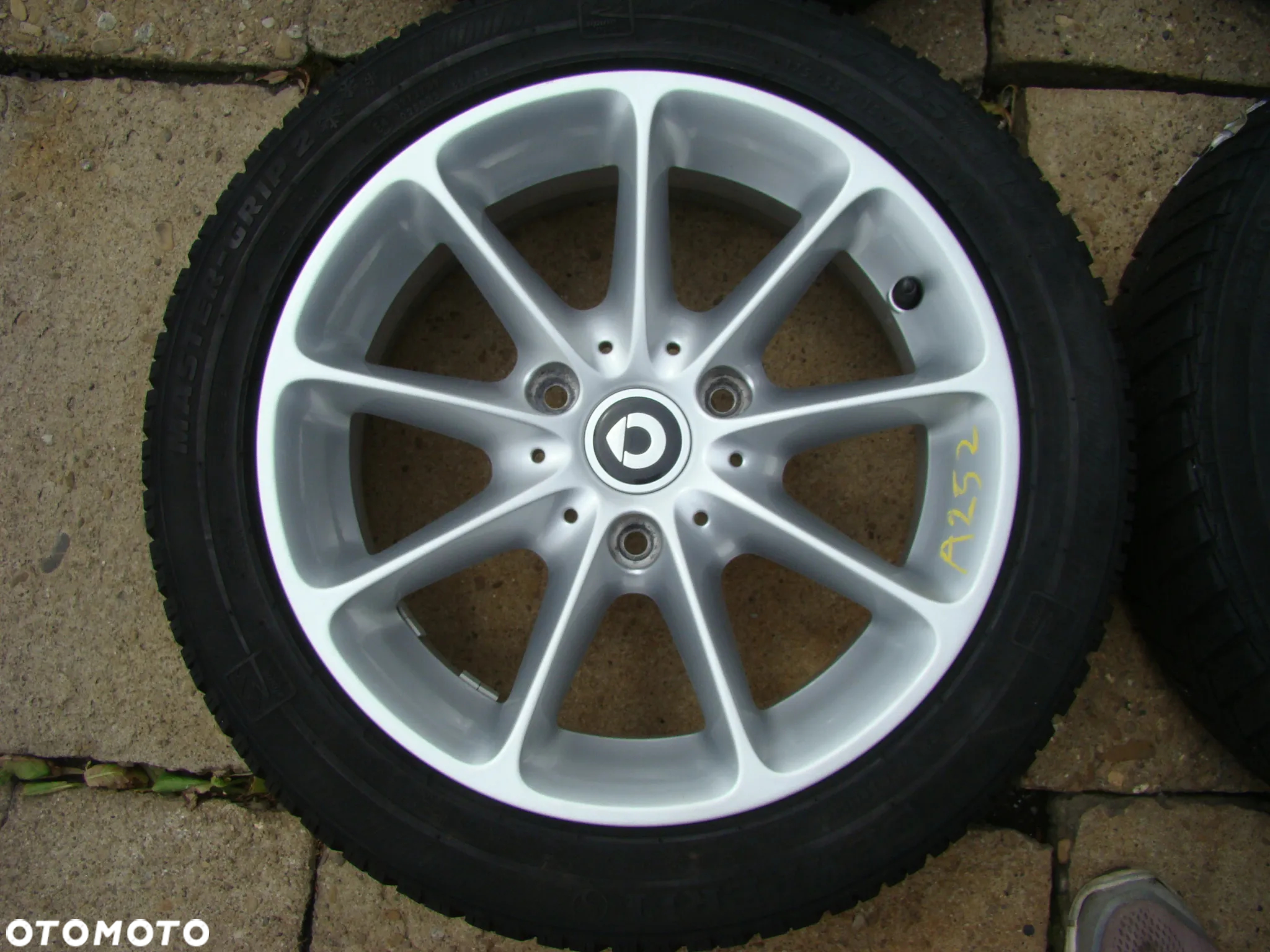 a252 3x112 Smart ForTwo W451 4,5Jx15 155/60 i 5,5jx15 175/55 zima - 4