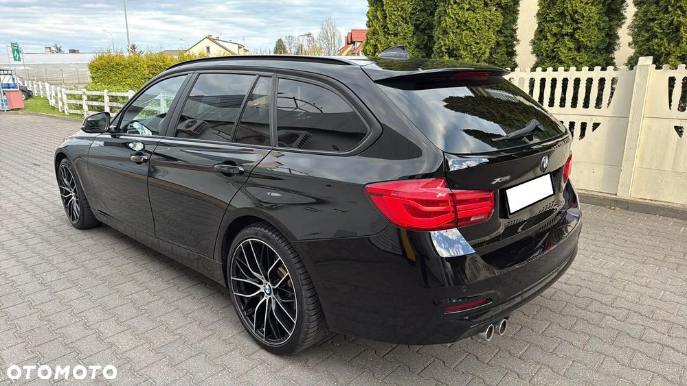 BMW Seria 3 320d Luxury Line Purity sport - 2