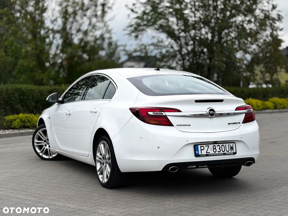Opel Insignia - 8