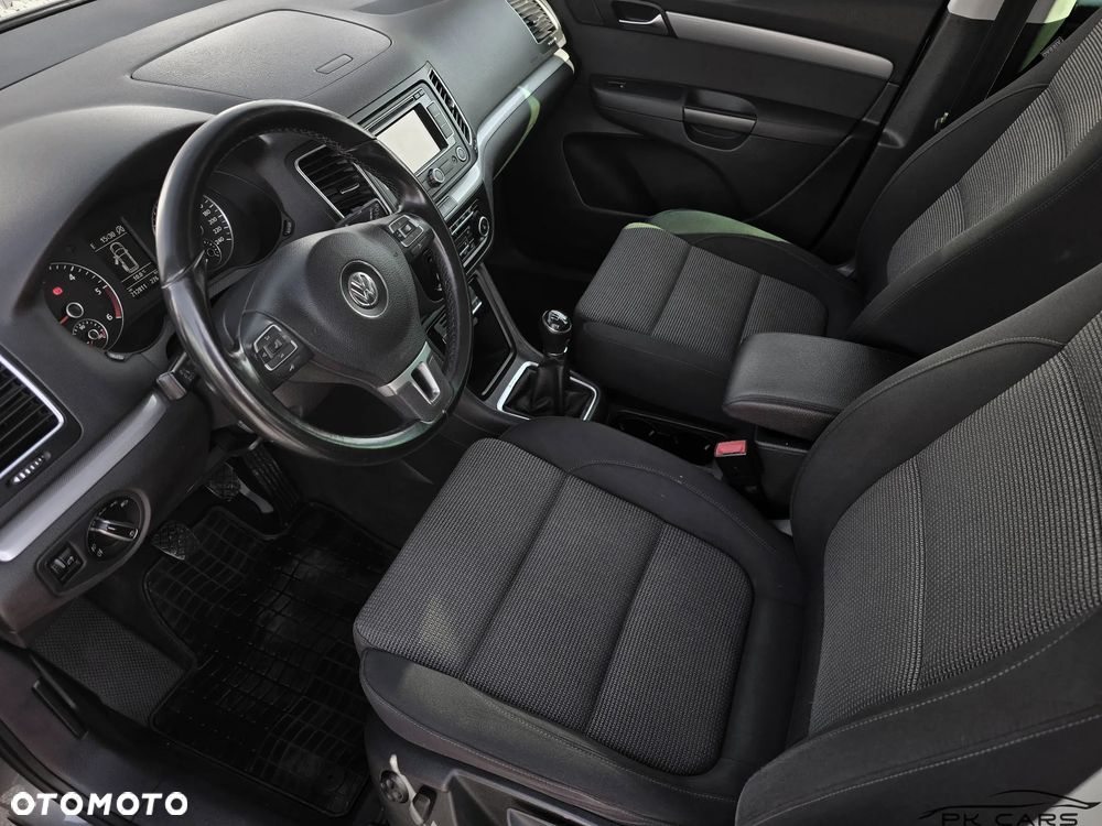 Volkswagen Sharan 2.0 TDI 4MOTION BlueMotion Technology Highline - 32