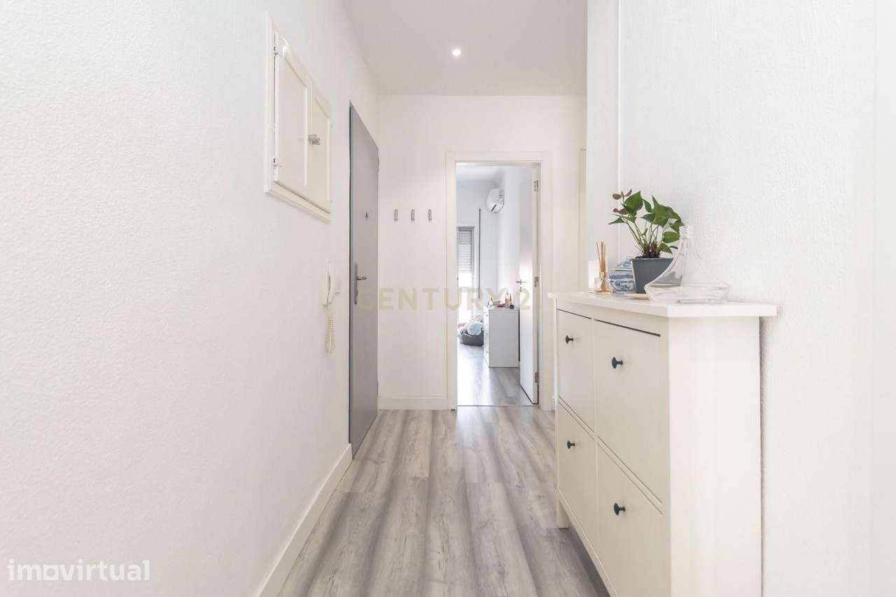 Apartamento T2 Remodelado em Alhos Vedros, Moita - Grande imagem: 3/50