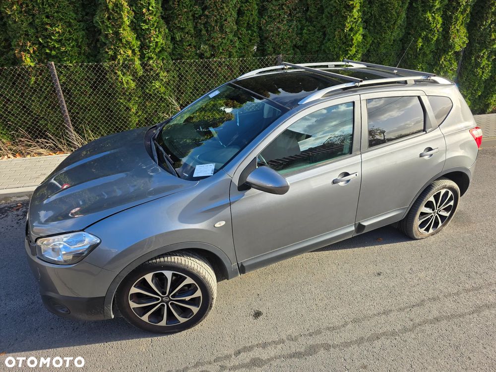 Nissan Qashqai 2.0 dCi 4 x 4 DPF tekna - 39