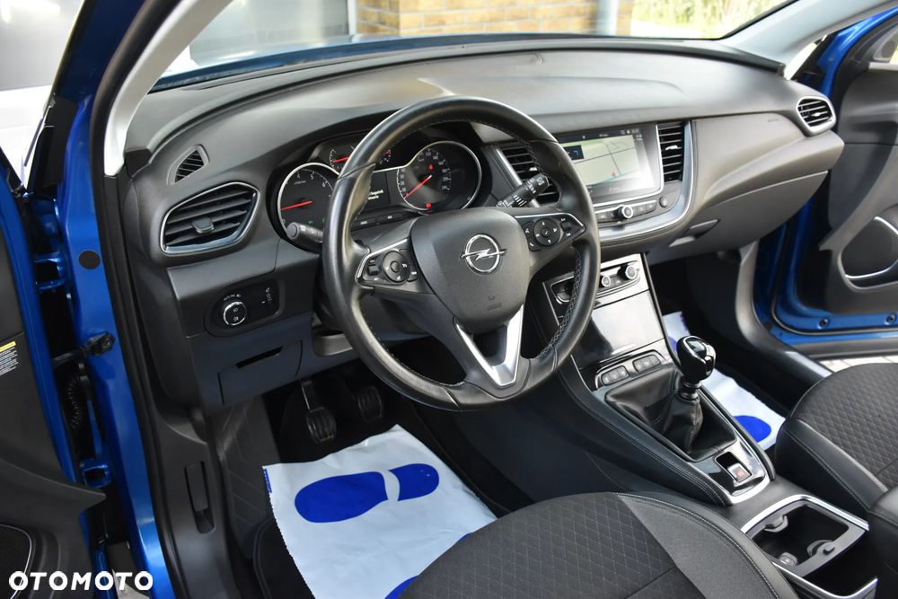 Opel Grandland X 1.2 Start/Stop Business Elegance - 10