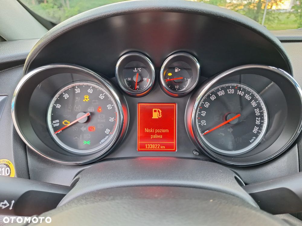 Opel Astra 1.4 Turbo - 24