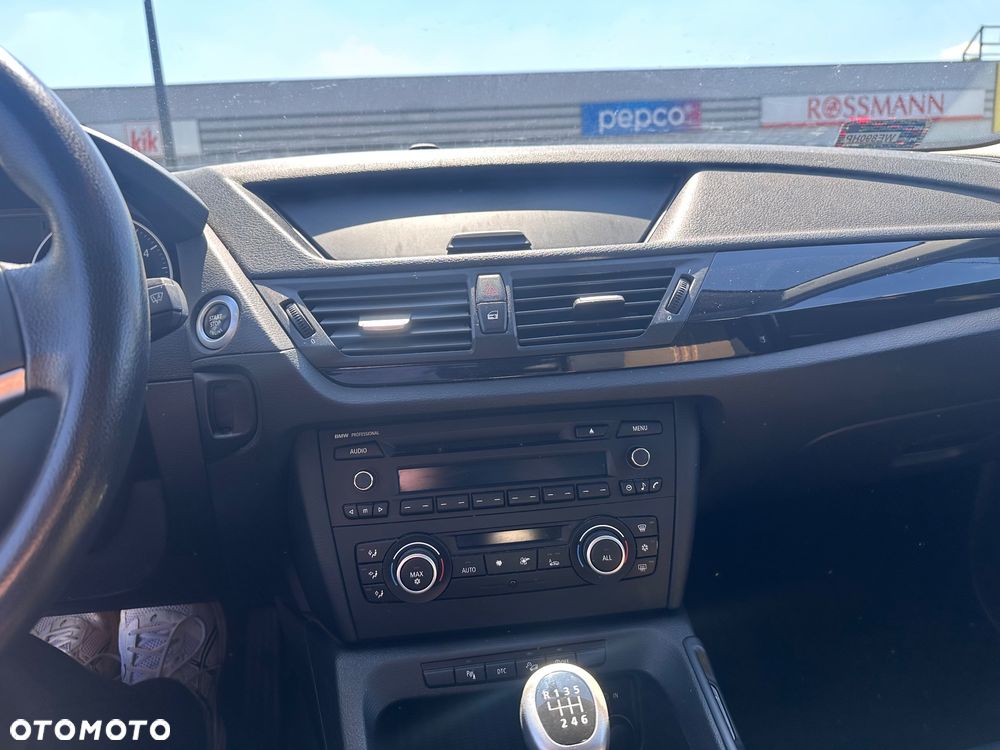 BMW X1 xDrive20d - 10