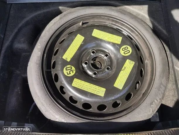 Audi A4 Avant ver-2-0-tdi-business-line-s--line - 21